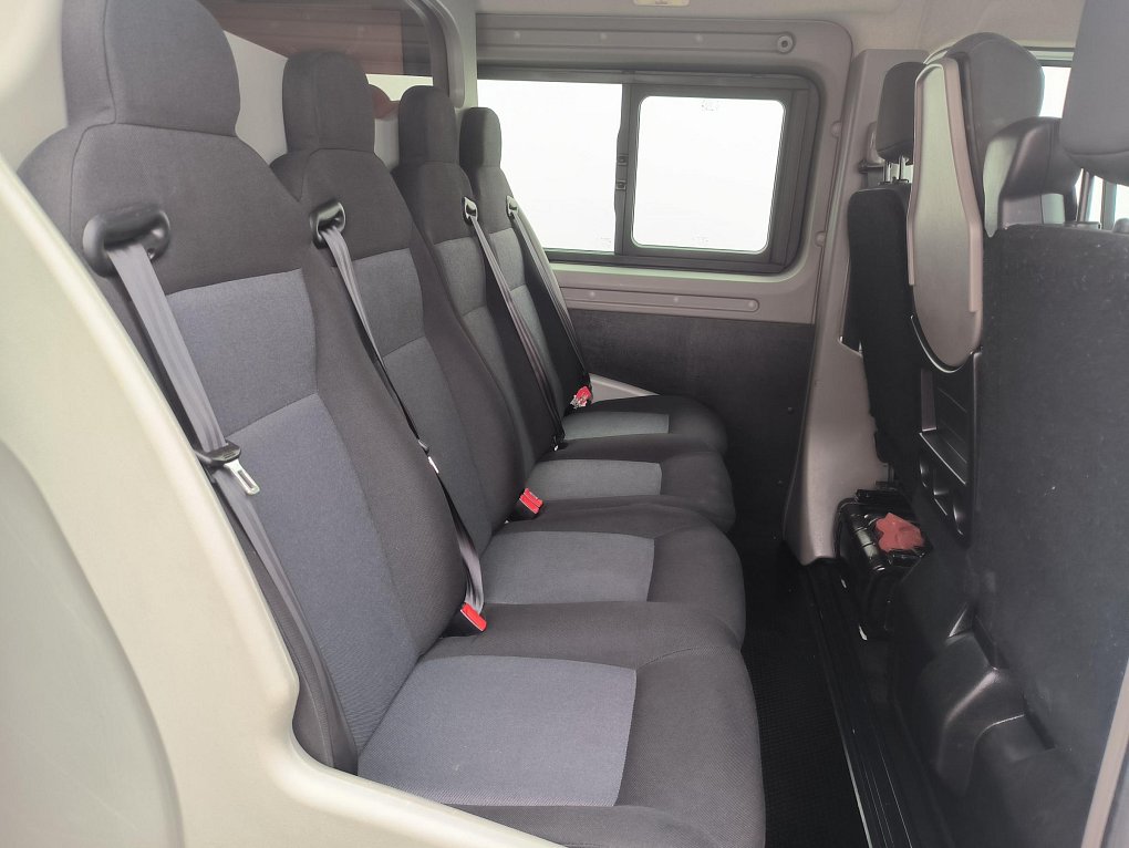 Renault Master 2.3dCi  L1H1 7míst