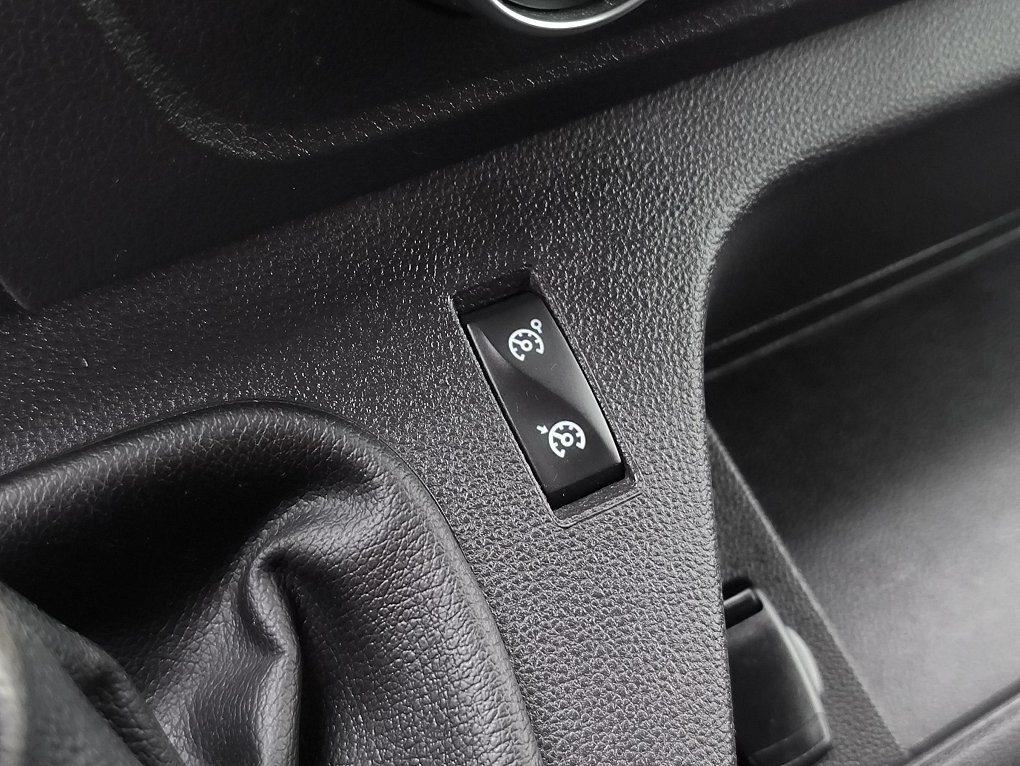 Renault Master 2.3dCi  L1H1 7míst