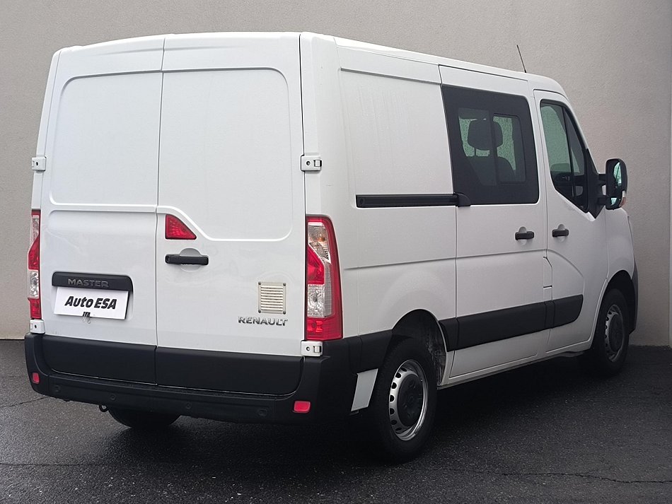 Renault Master 2.3dCi  L1H1 7míst