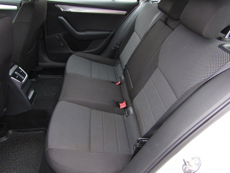 Škoda Octavia III 1.6 TDi 