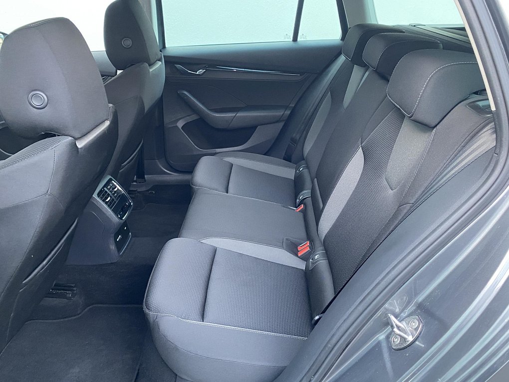 Škoda Octavia IV 1.5 TSi Ambition e-TEC