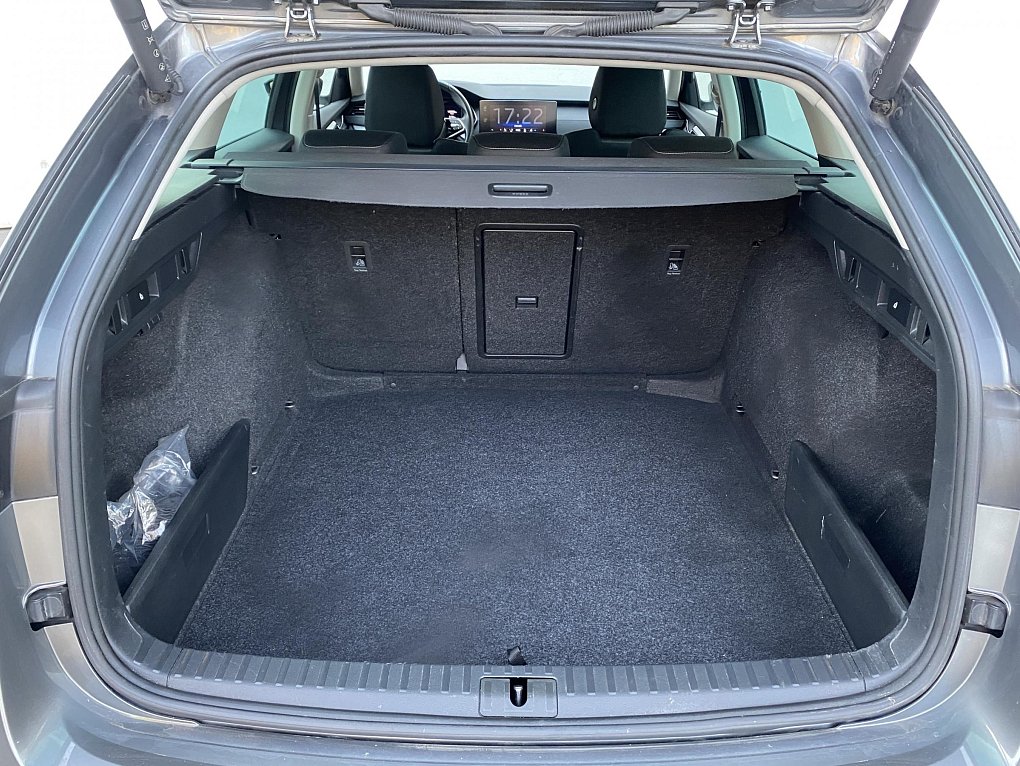 Škoda Octavia IV 1.5 TSi Ambition e-TEC