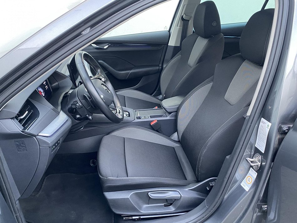 Škoda Octavia IV 1.5 TSi Ambition e-TEC