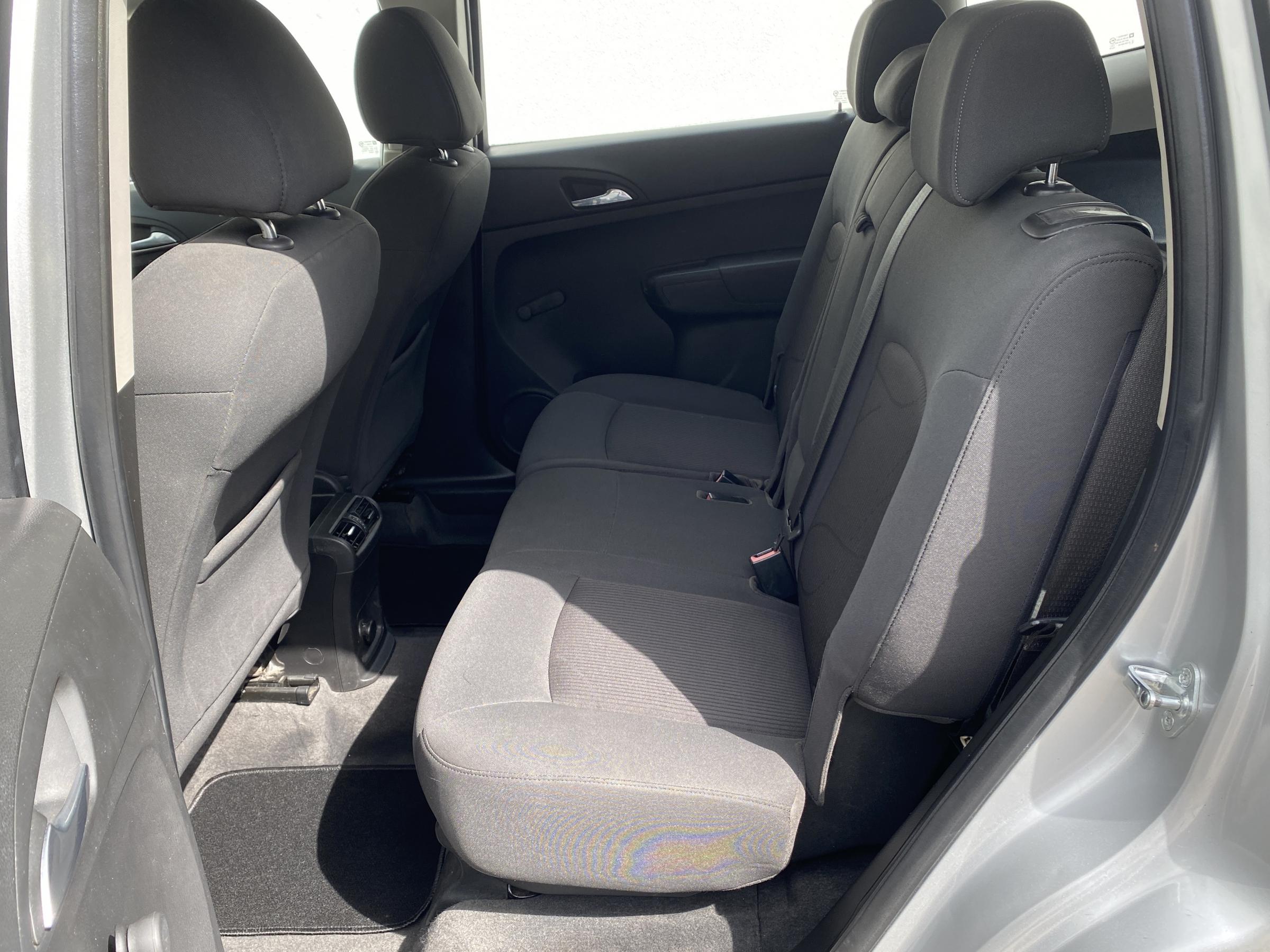 Chevrolet Orlando, 2011 - pohled č. 10