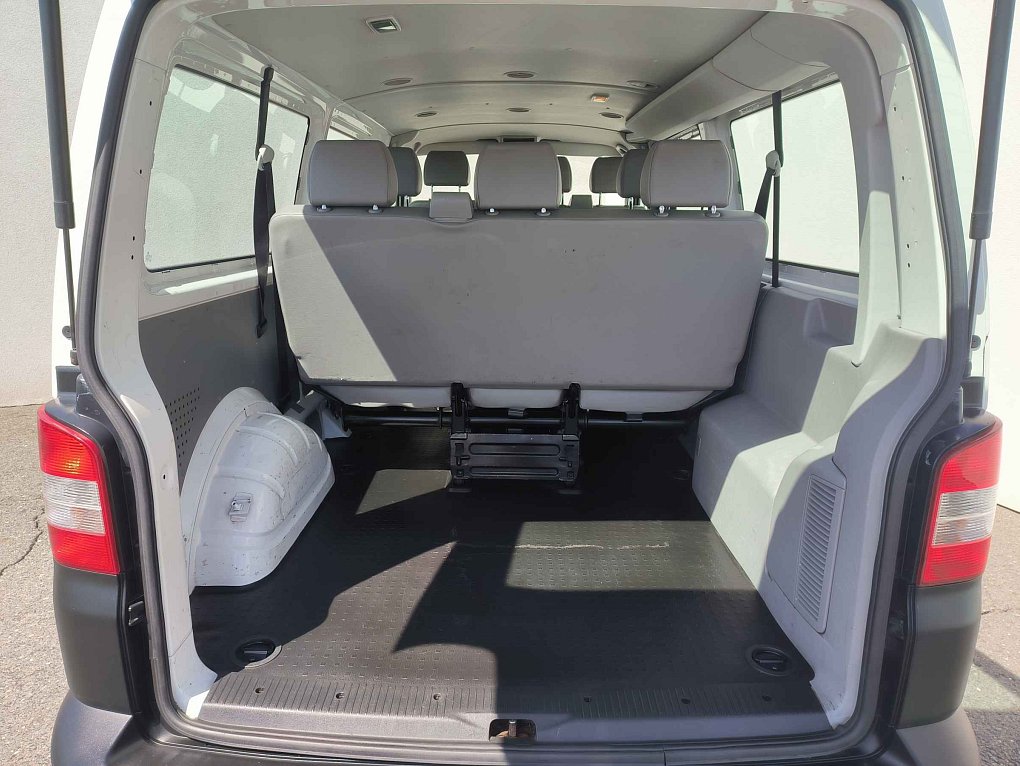 Volkswagen Transporter 2.0TDi  4x4 L2H1 9míst