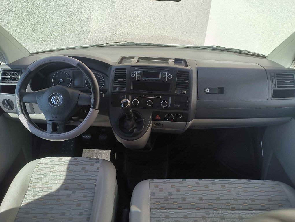 Volkswagen Transporter 2.0TDi  4x4 L2H1 9míst
