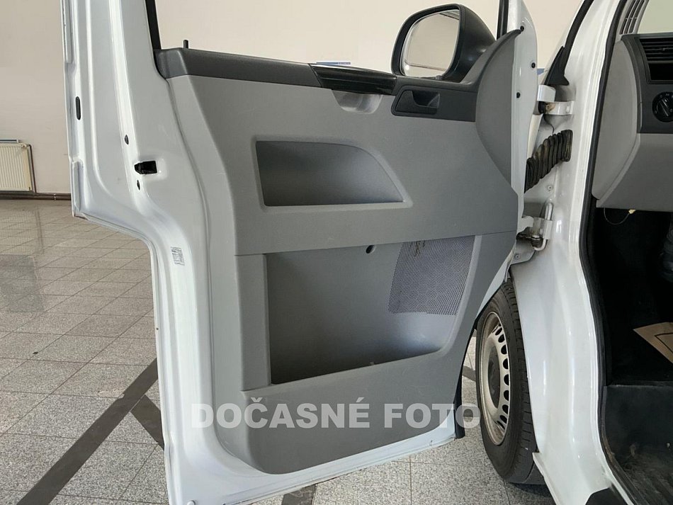 Volkswagen Transporter 2.0TDi  4x4 L2H1 9míst