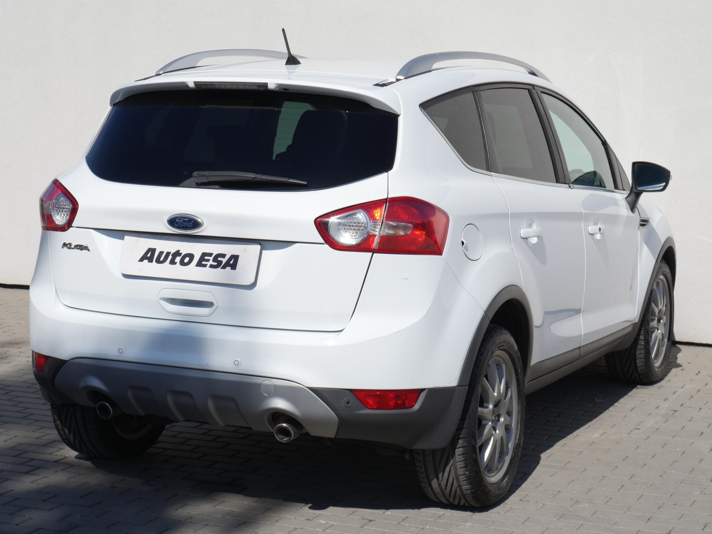 Ford Kuga, 2012 - pohled č. 4