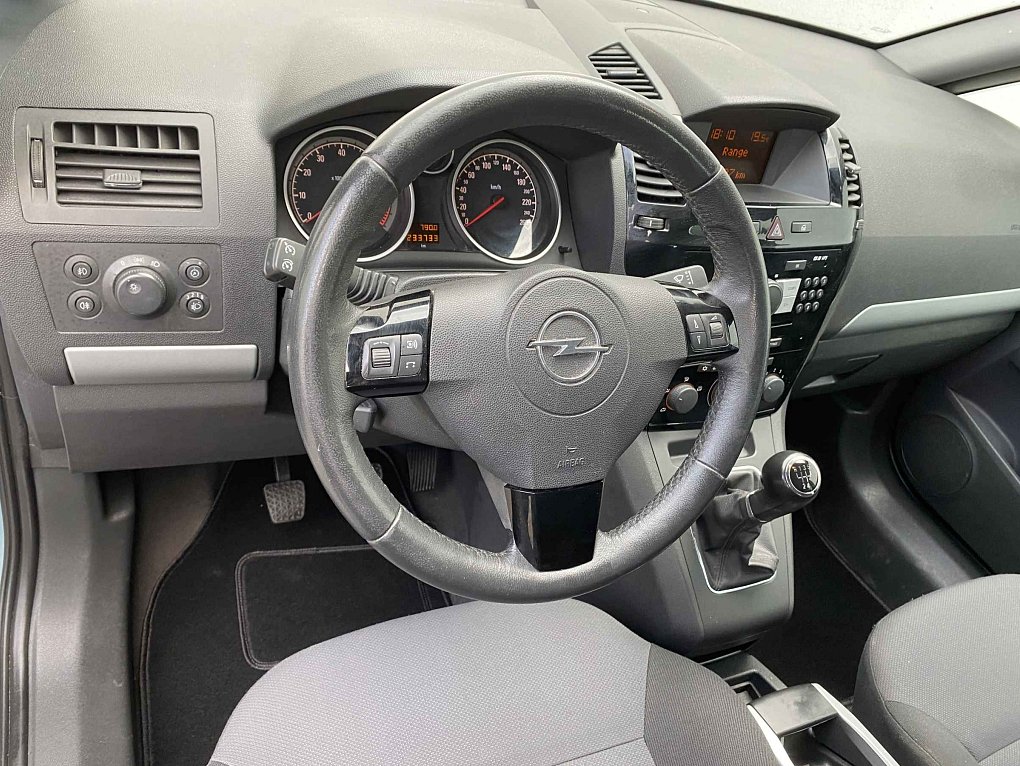Opel Zafira 1.8 16V 