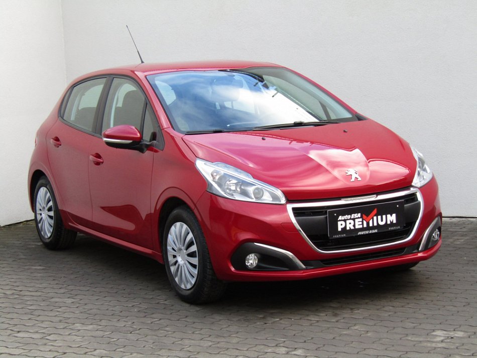 Peugeot 208 1.6 HDi 