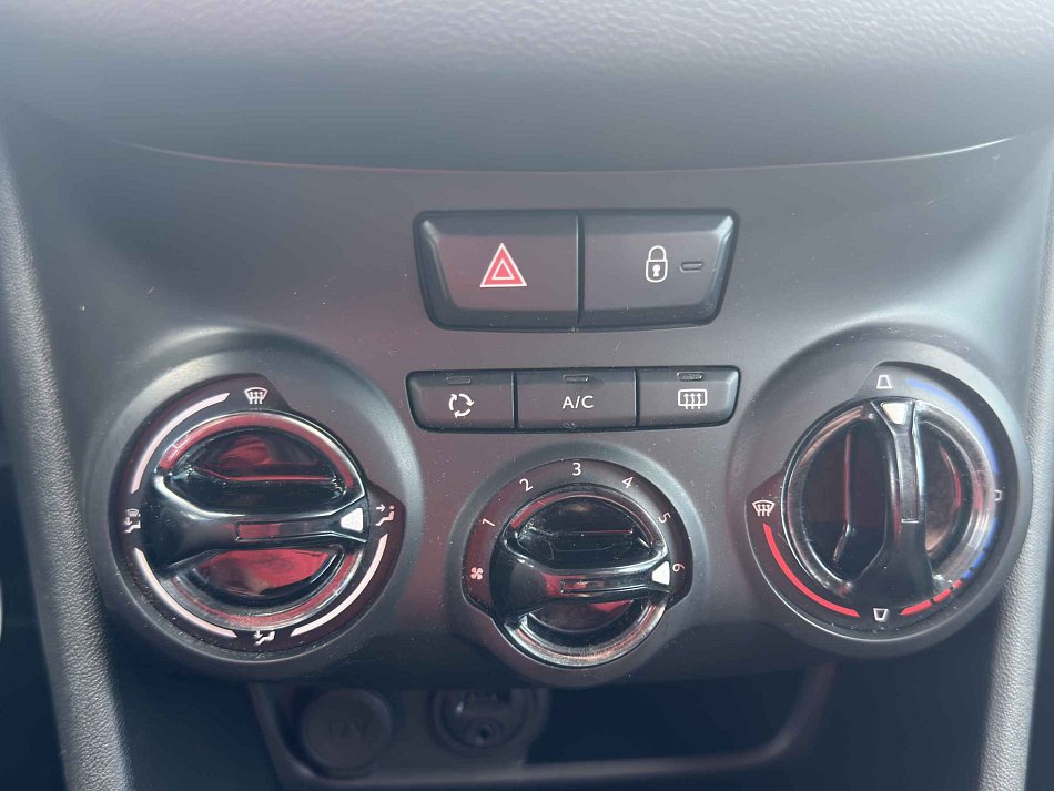 Peugeot 208 1.6 HDi 
