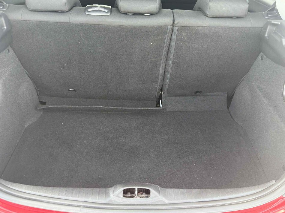 Peugeot 208 1.6 HDi 