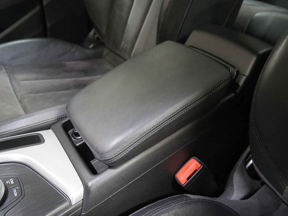 Audi A4 2.0 TDI 