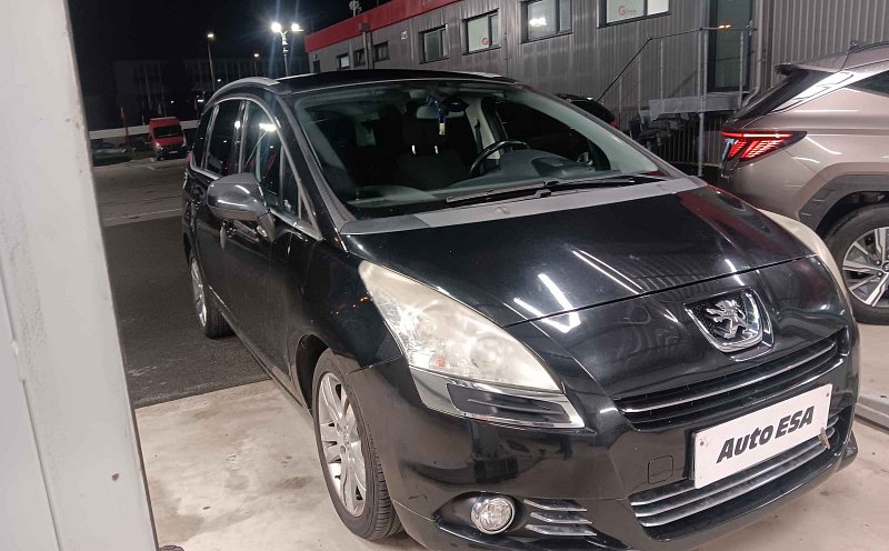 Peugeot 5008 2.0 HDi 