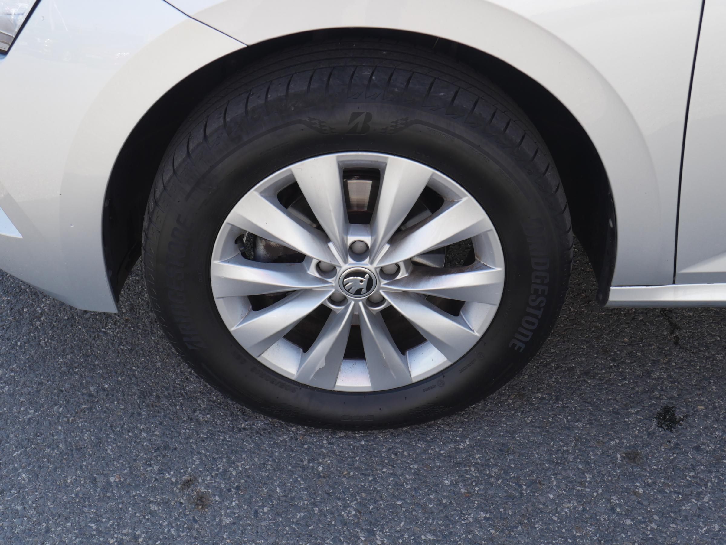 Škoda Kamiq, 2021 - pohled č. 25