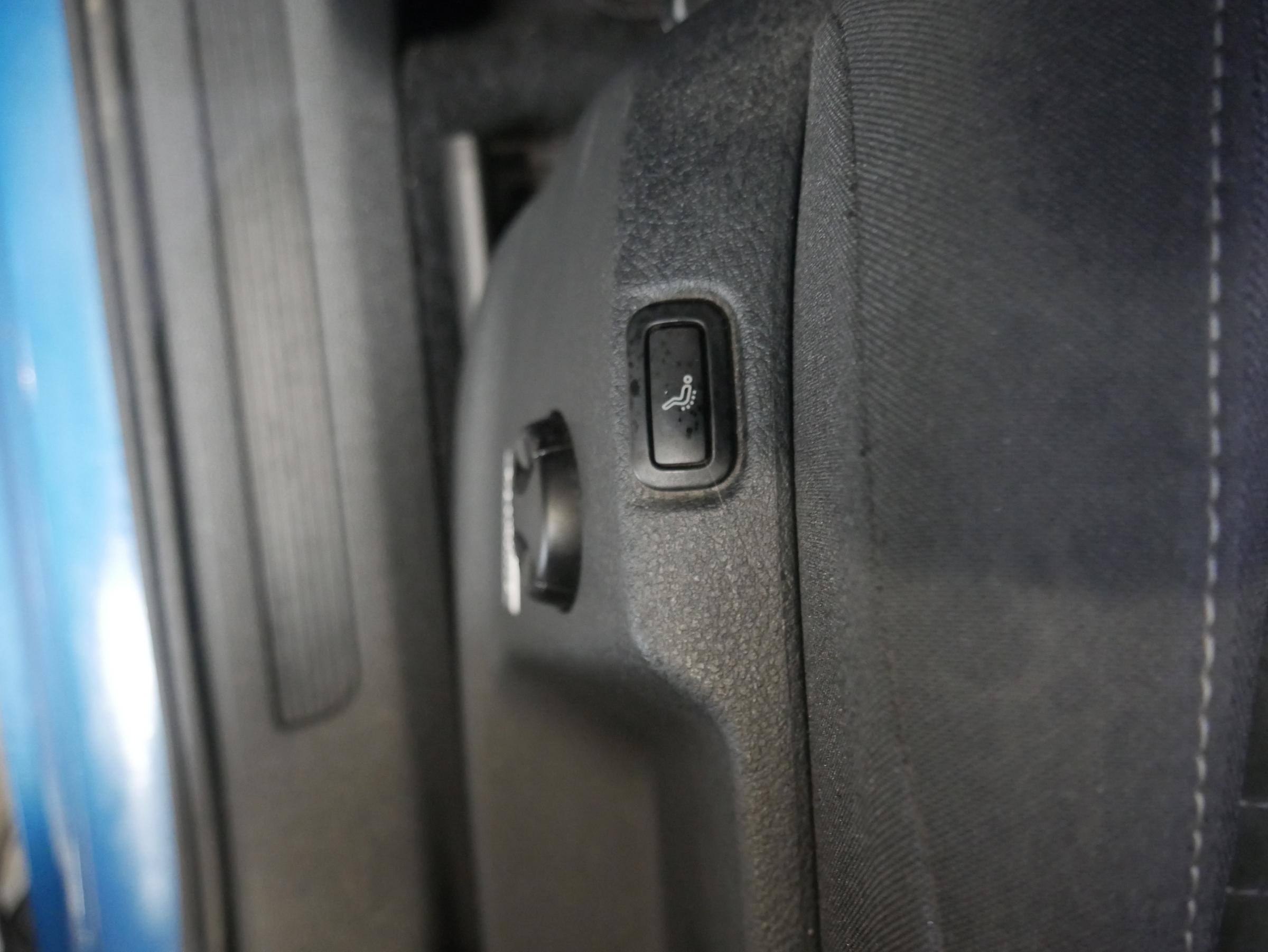 Volkswagen Touran, 2016 - pohled č. 15