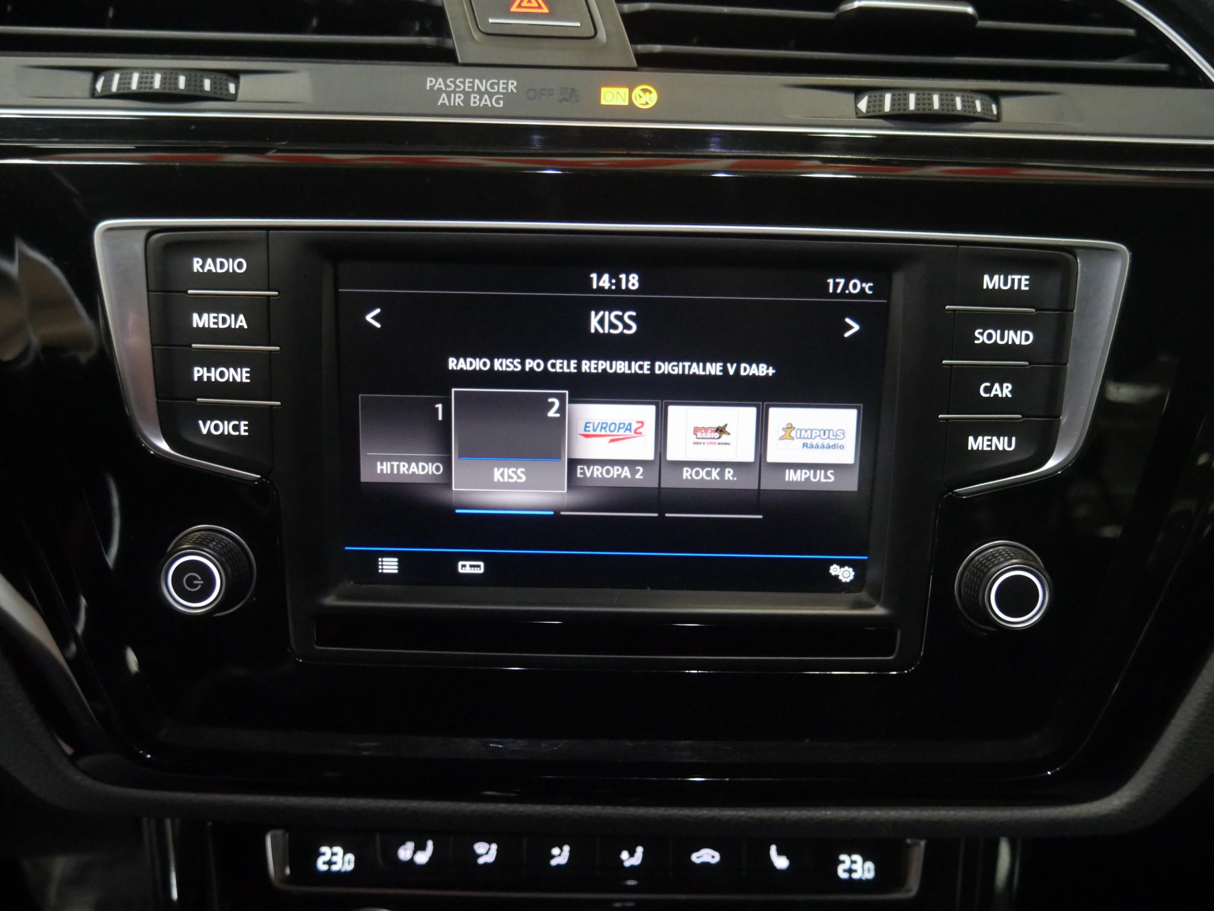 Volkswagen Touran, 2016 - pohled č. 17