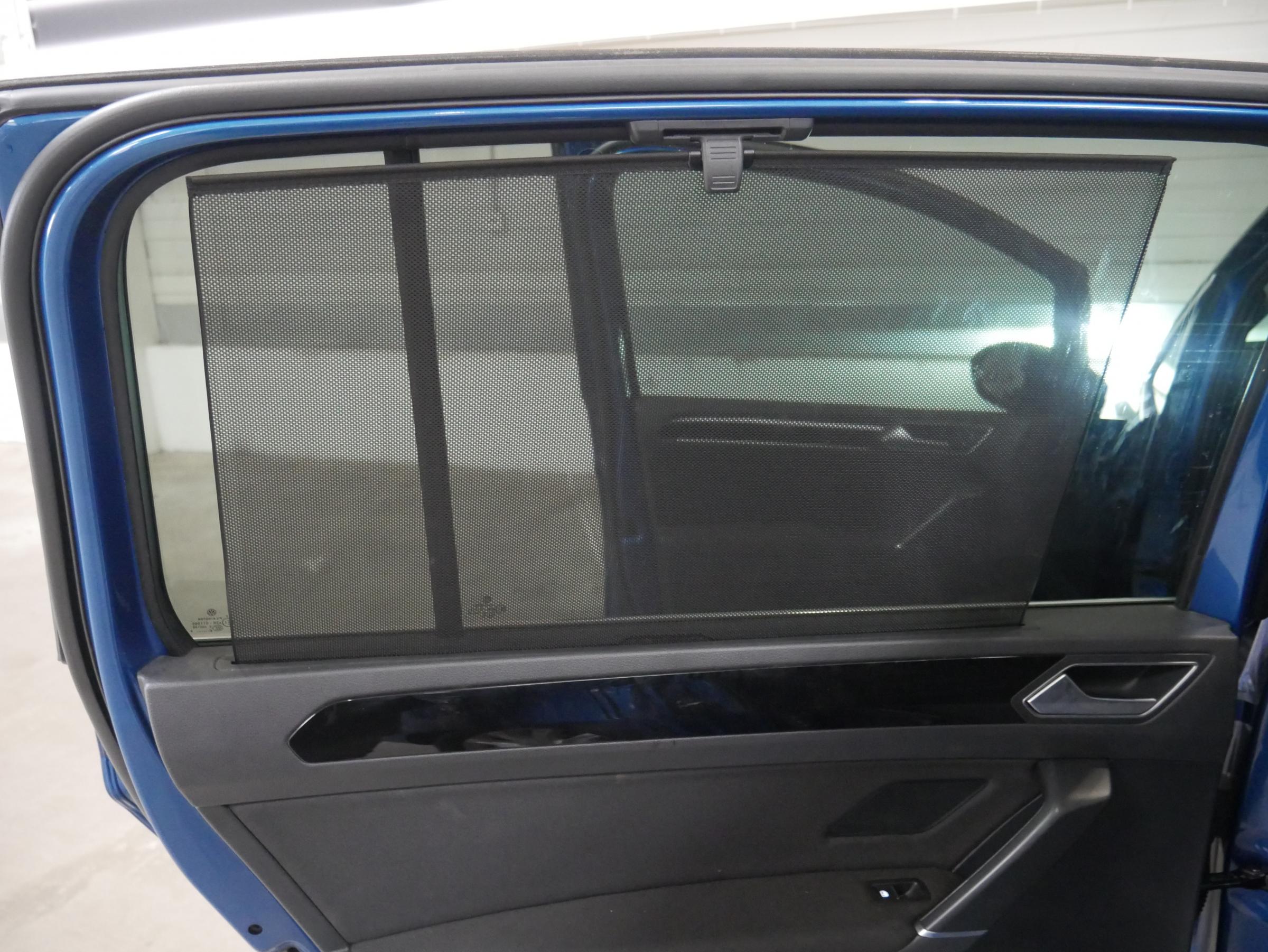 Volkswagen Touran, 2016 - pohled č. 24