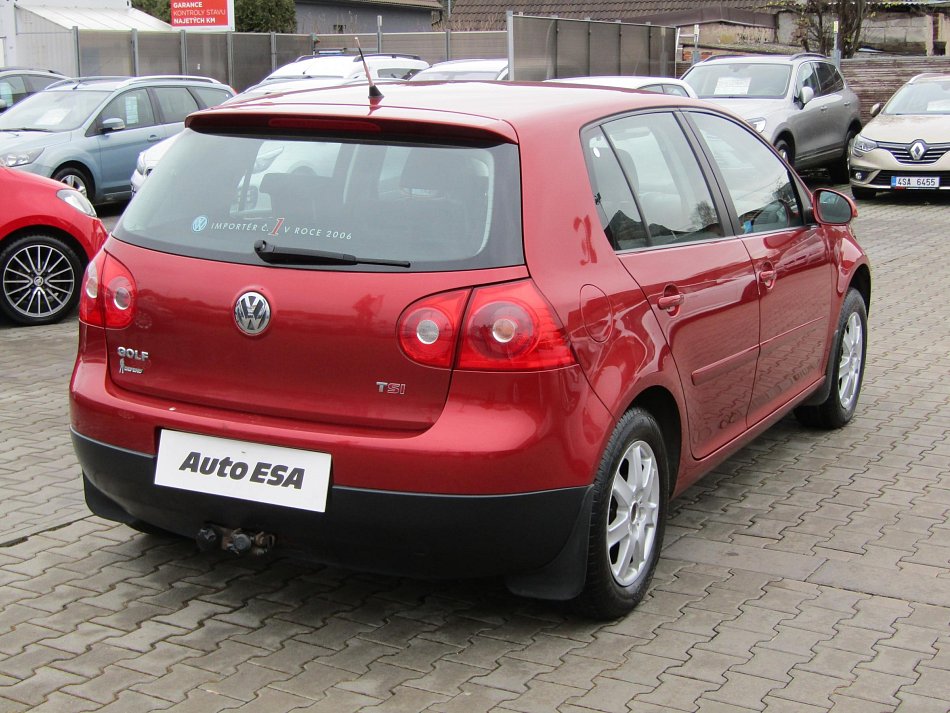 Volkswagen Golf 1.4 TSi 