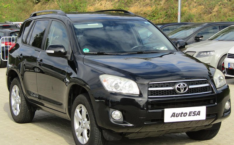 Toyota RAV4 2.2D  4x4