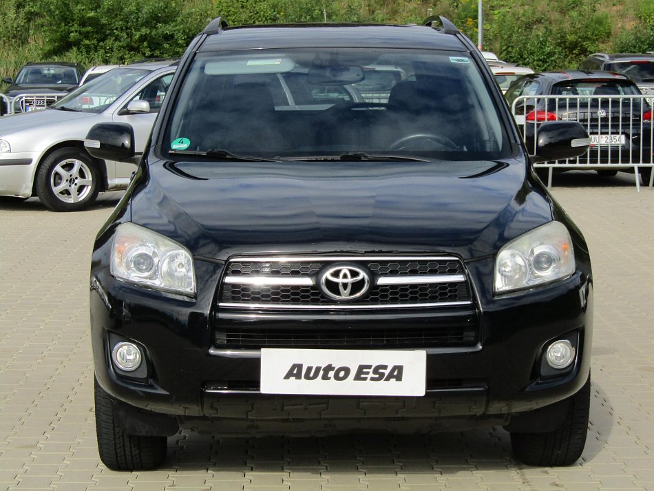 Toyota RAV4 2.2D  4x4
