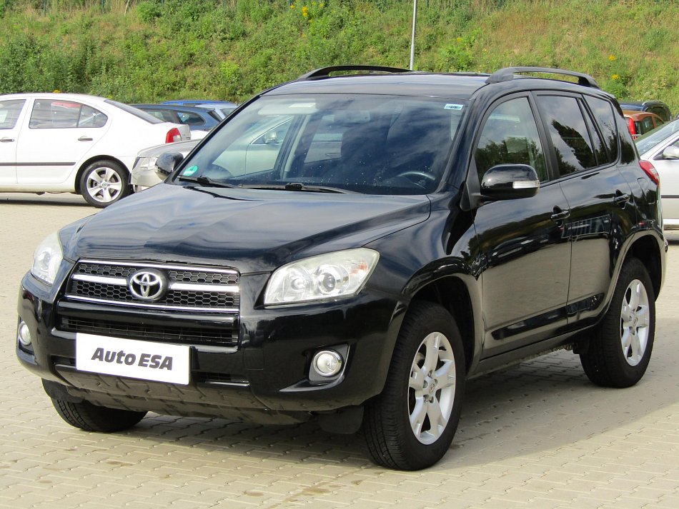Toyota RAV4 2.2D  4x4