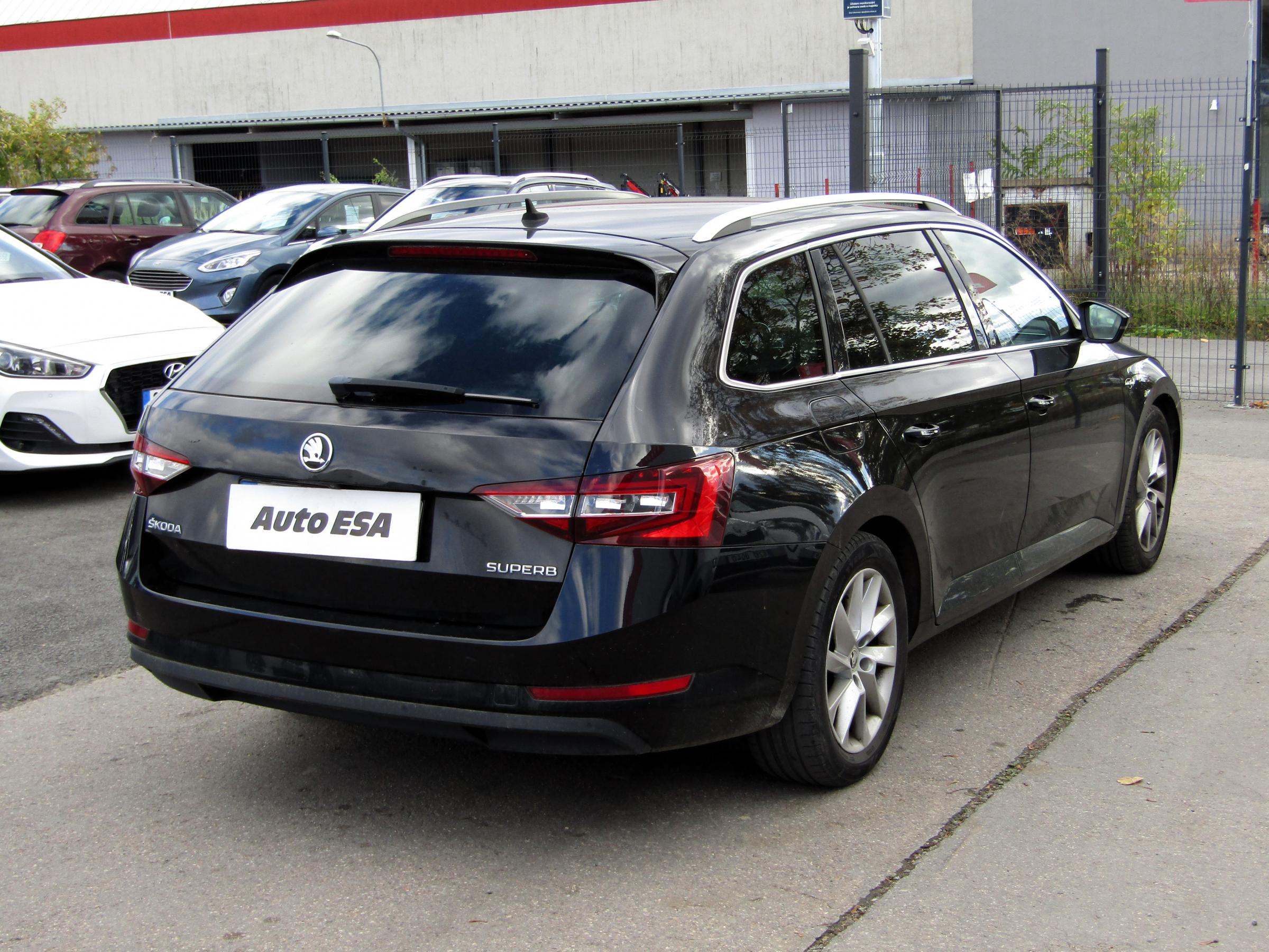 Škoda Superb III, 2016 - pohled č. 4
