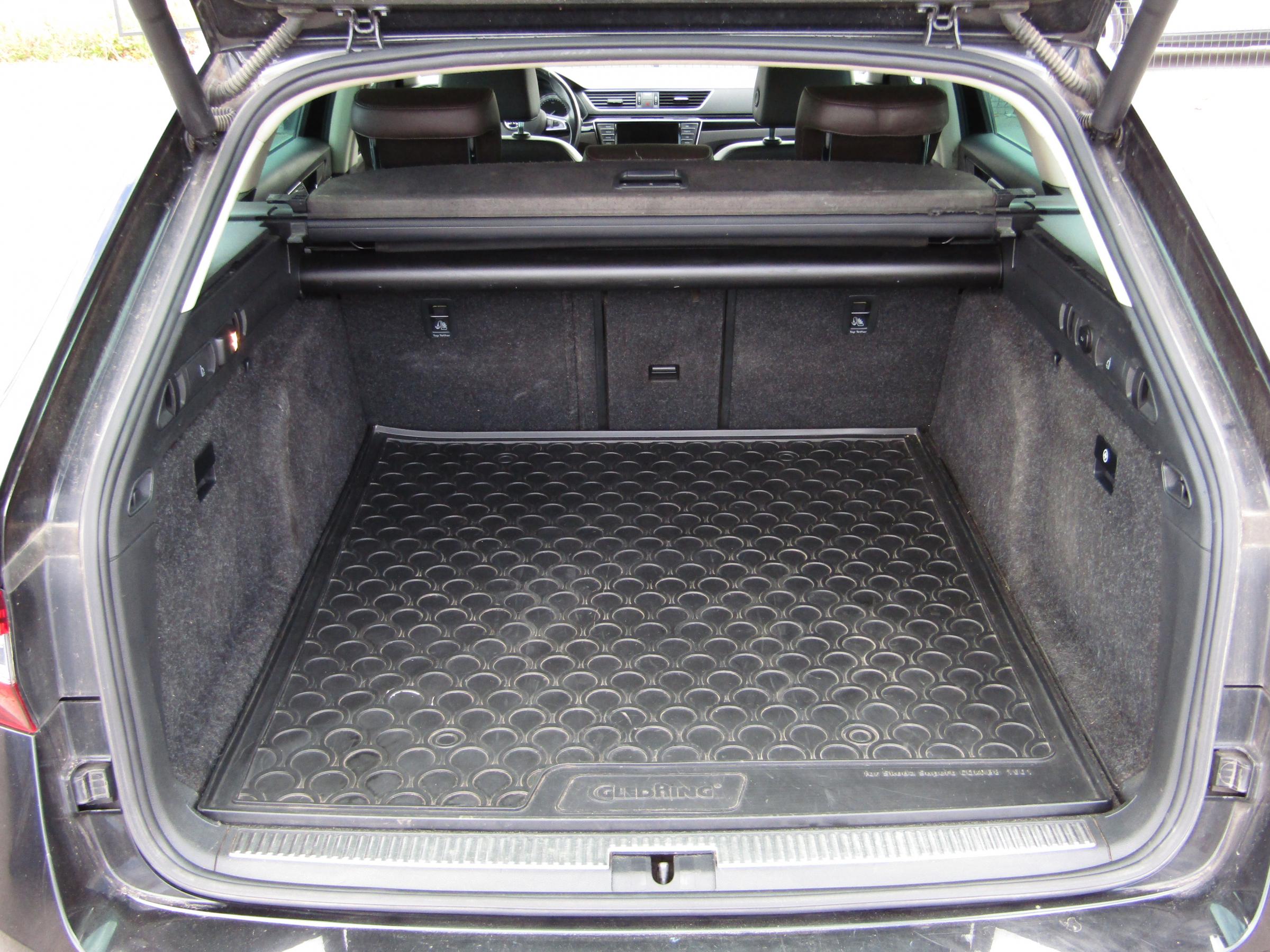 Škoda Superb III, 2016 - pohled č. 7