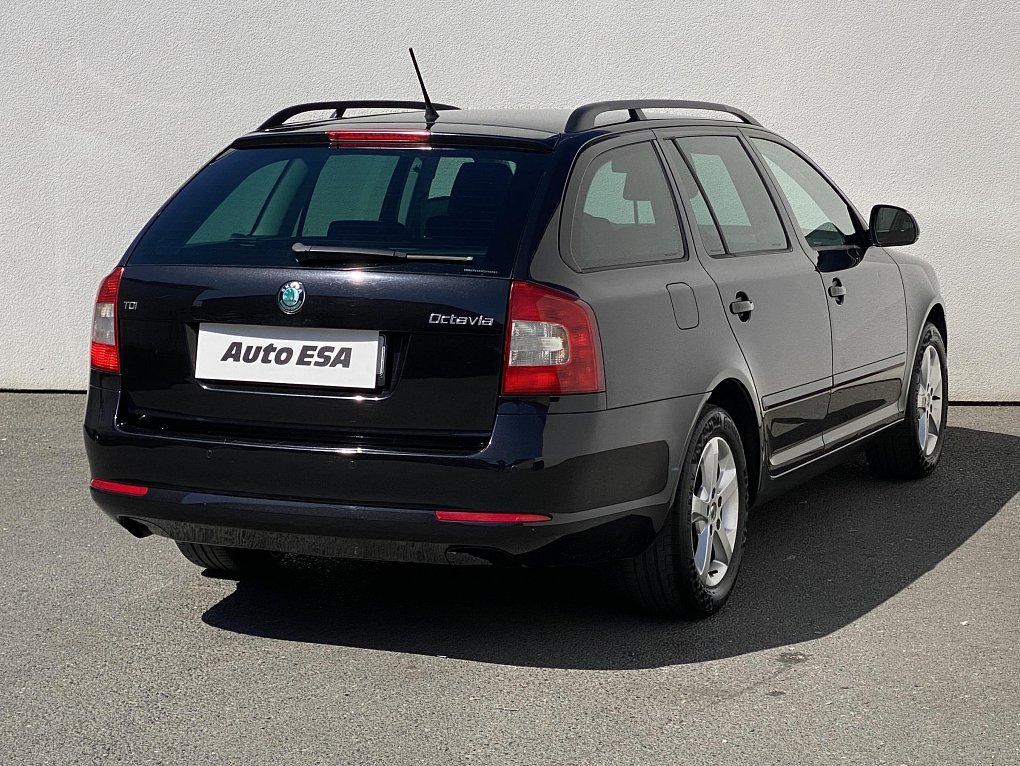 Škoda Octavia II 1.6TDi Elegance