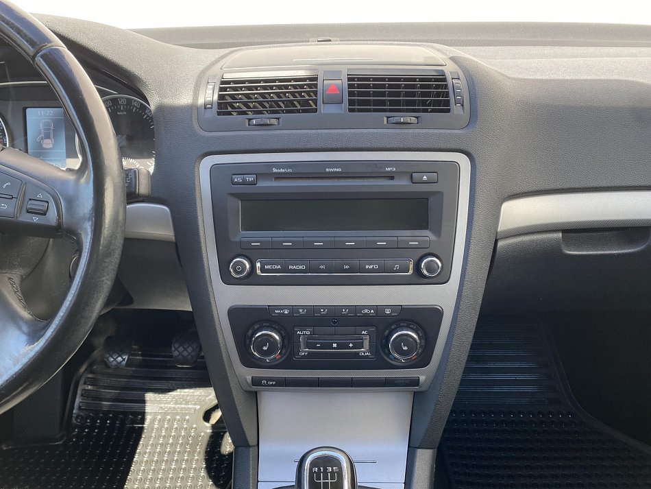 Škoda Octavia II 1.6TDi Elegance