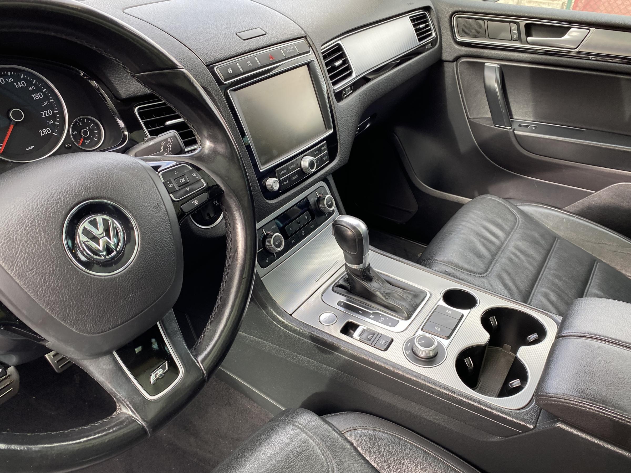 Volkswagen Touareg, 2015 - pohled č. 22