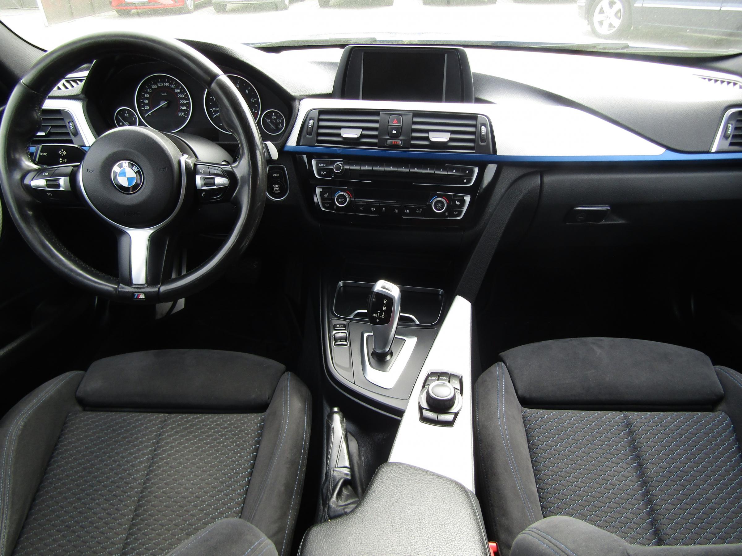 BMW Řada 3, 2017 - pohled č. 13