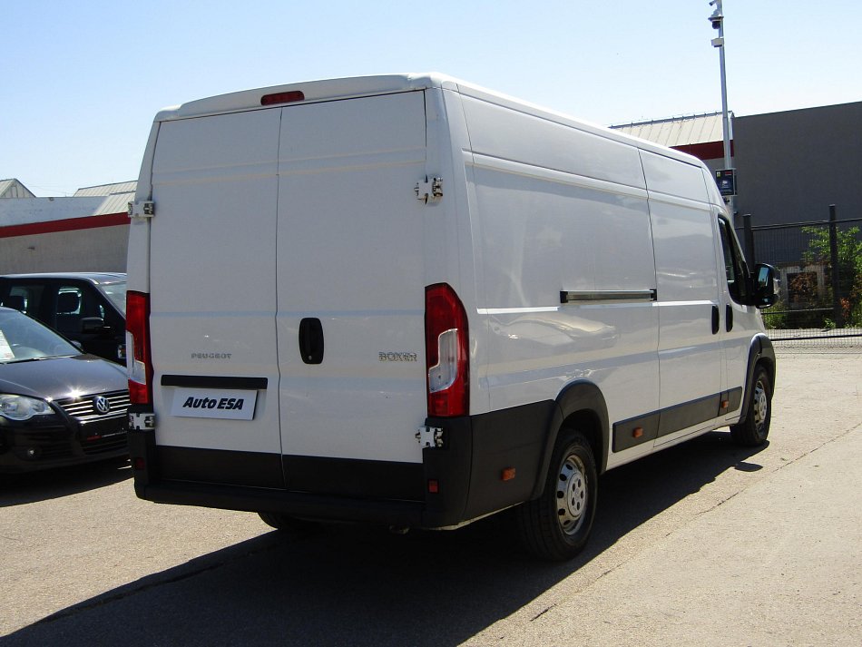 Peugeot Boxer 2.0HDi  L4 CHLADÍCÍ