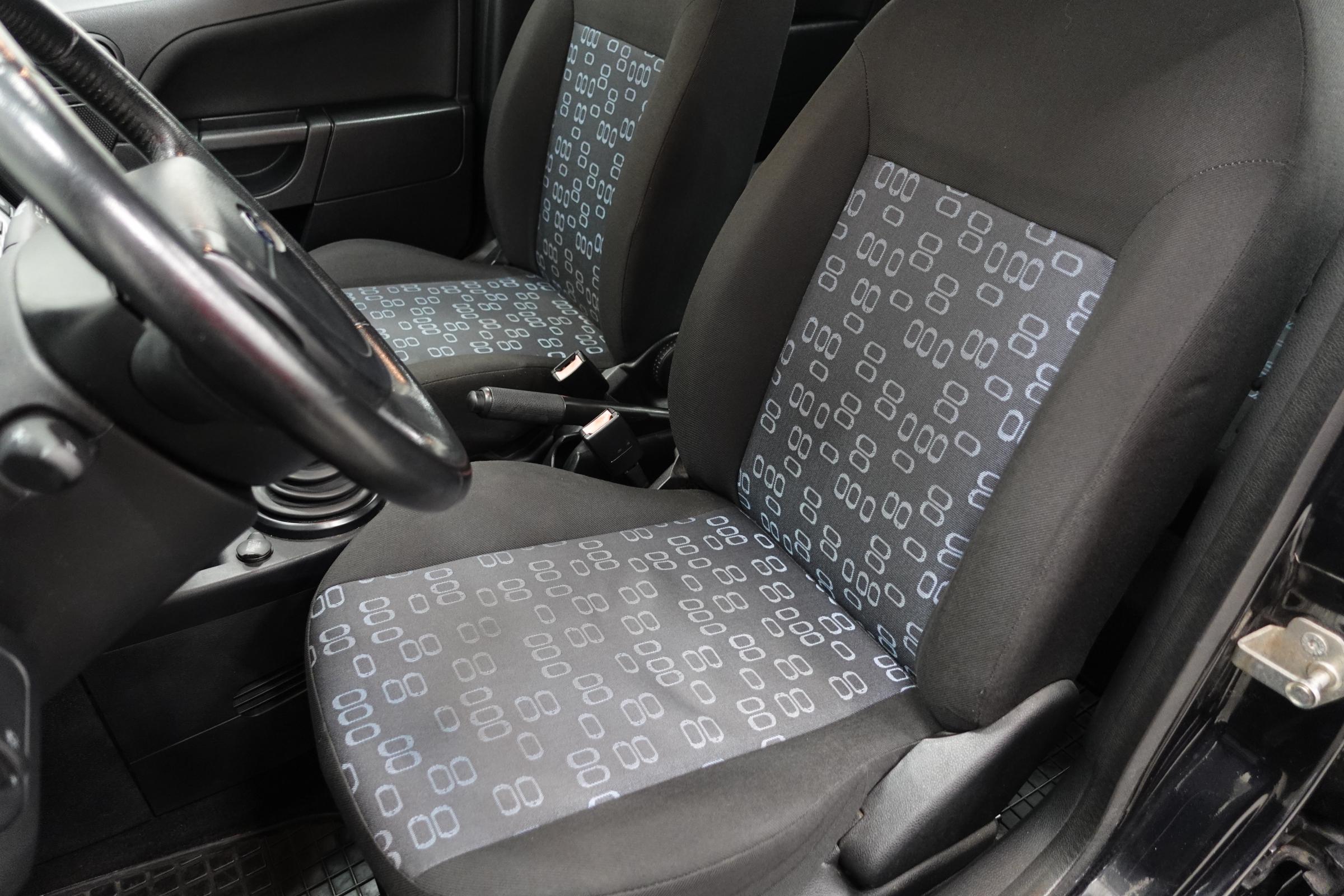 Ford Fiesta, 2004 - pohled č. 10