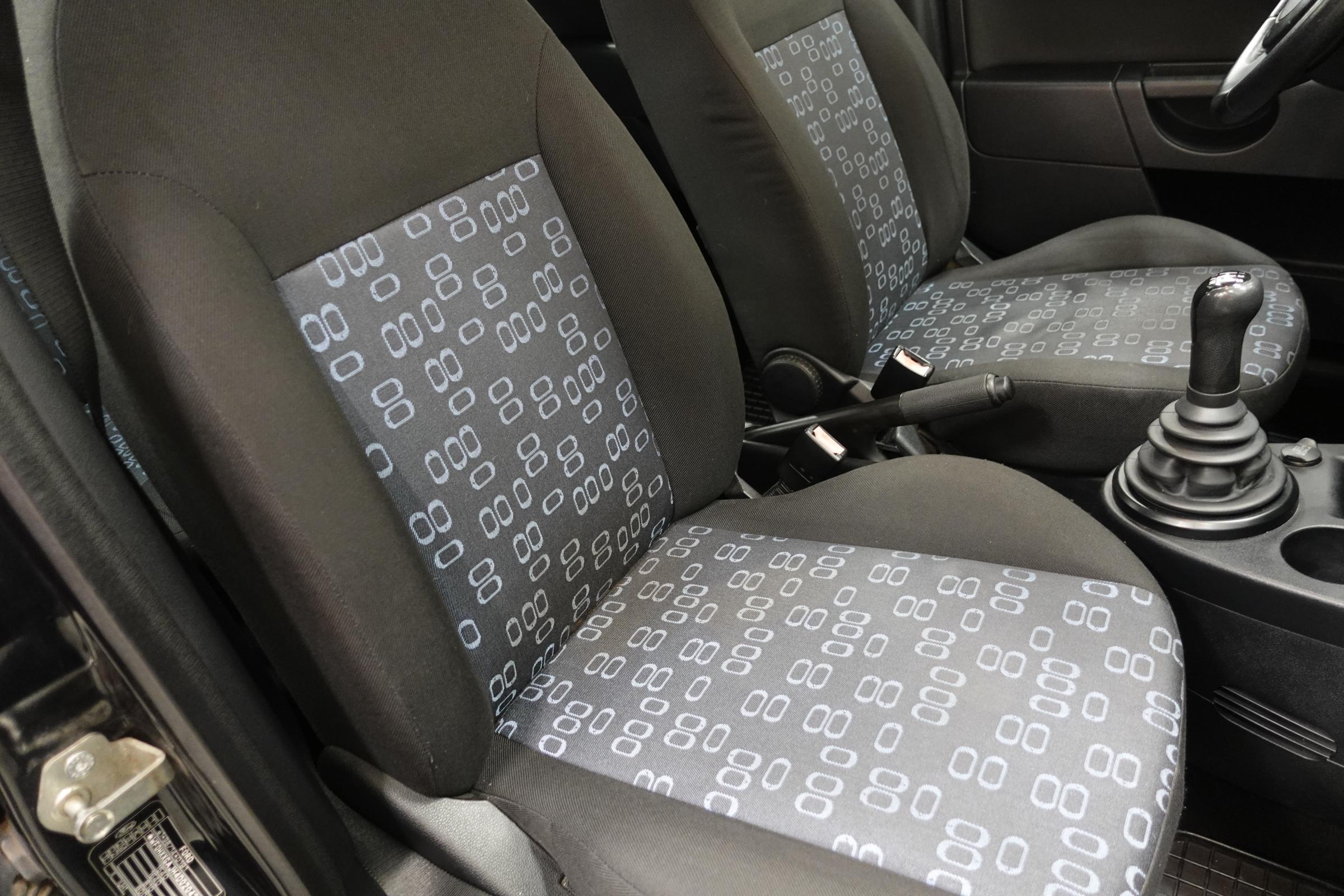 Ford Fiesta, 2004 - pohled č. 12