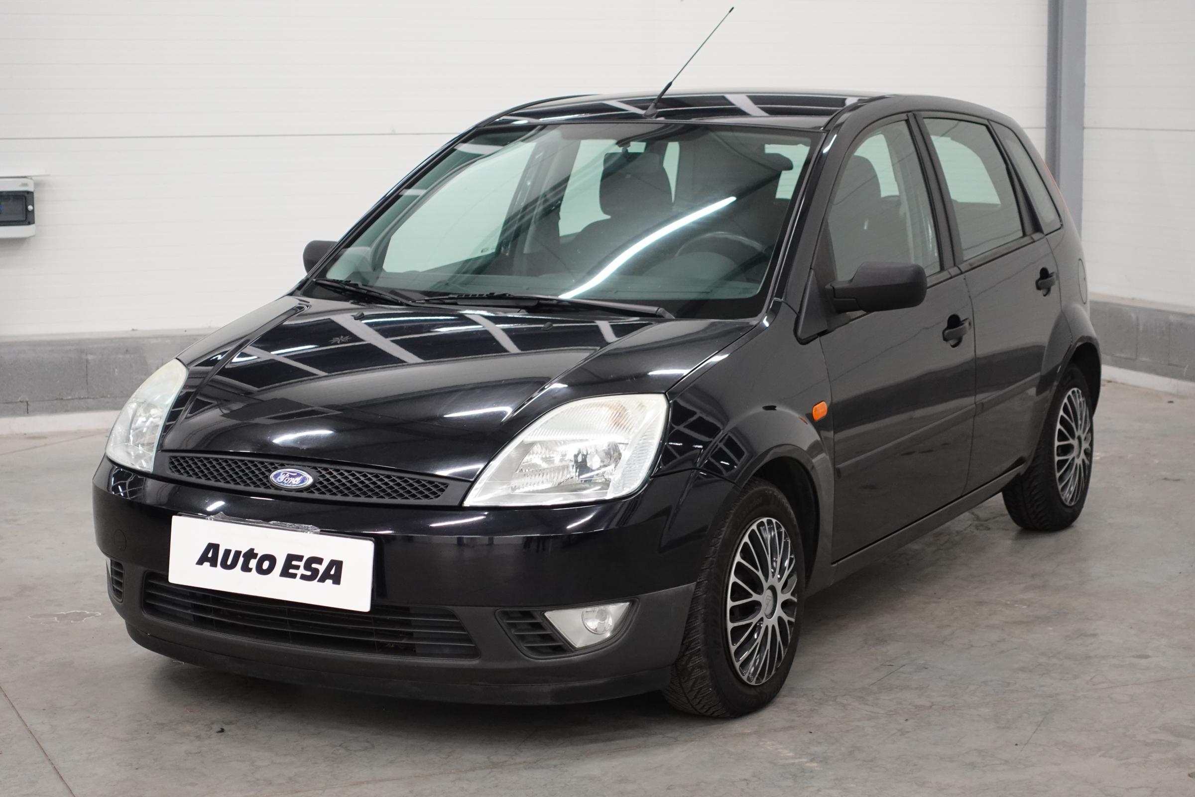 Ford Fiesta, 2004 - pohled č. 3