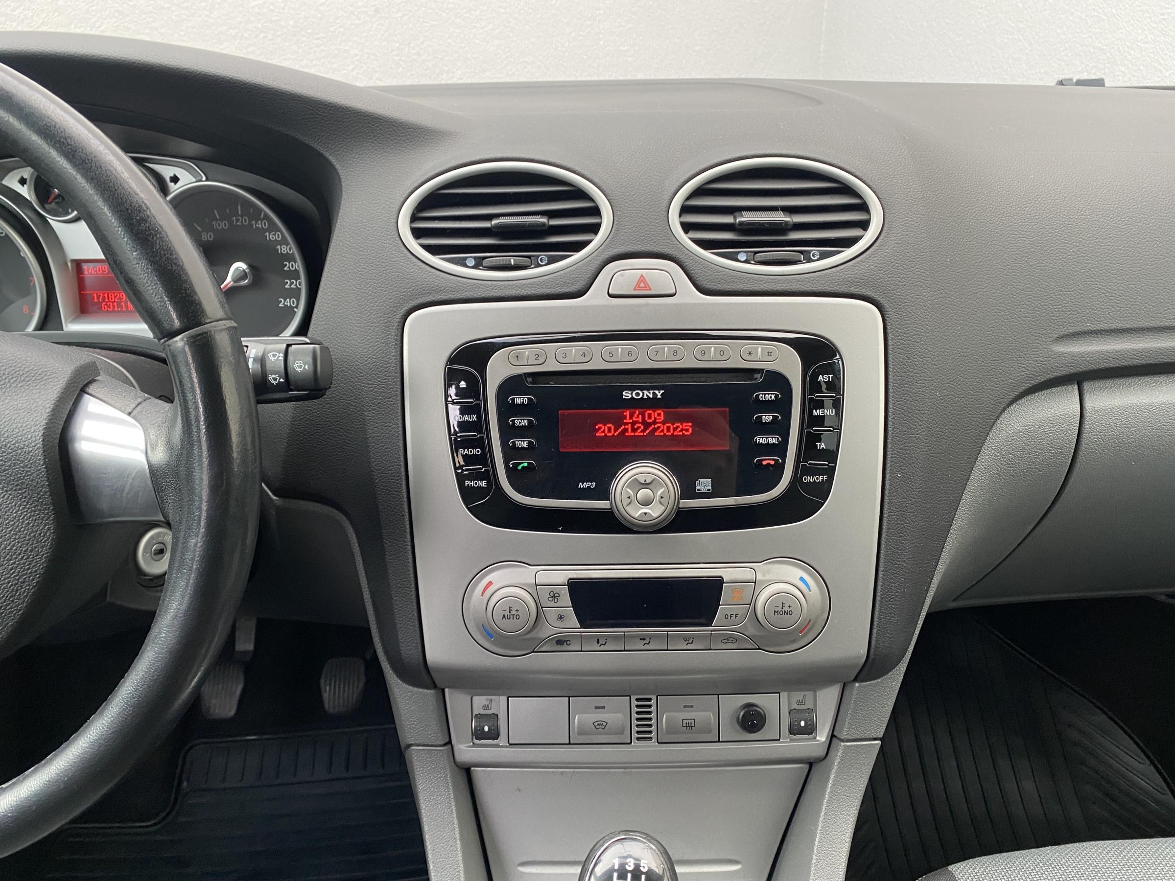 Ford Focus, 2011 - pohled č. 12