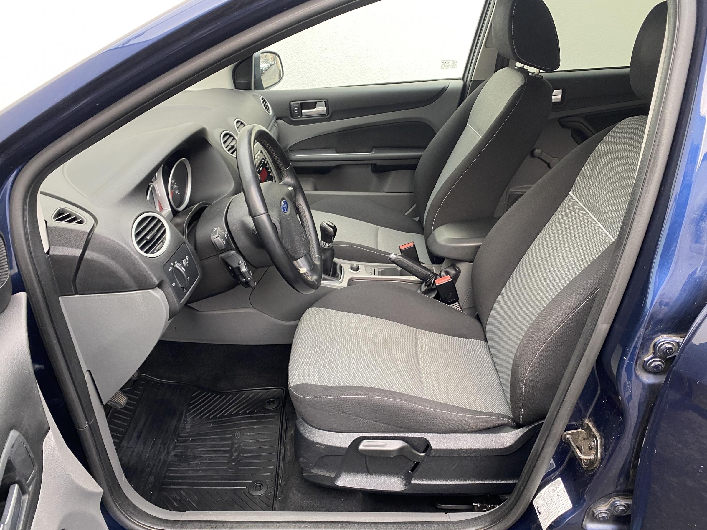 Ford Focus, 2011 - pohled č. 9