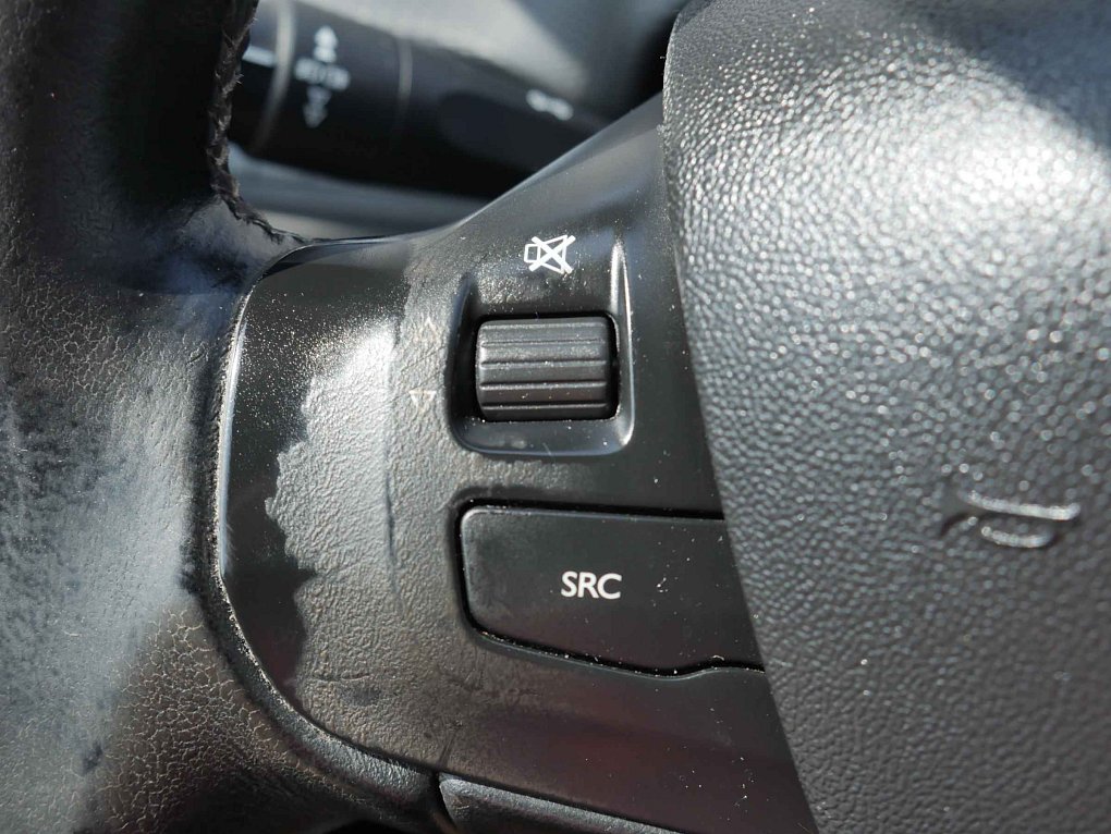 Peugeot 2008 1.2PT 