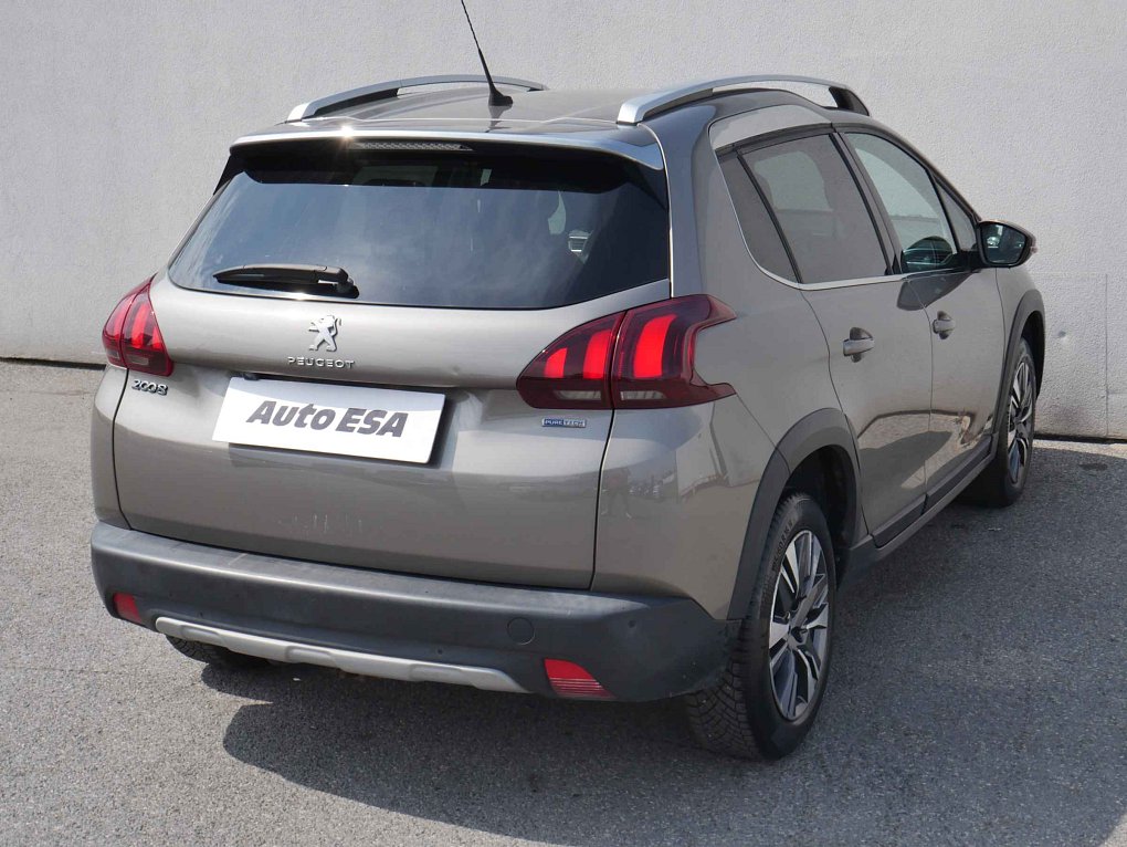 Peugeot 2008 1.2PT 