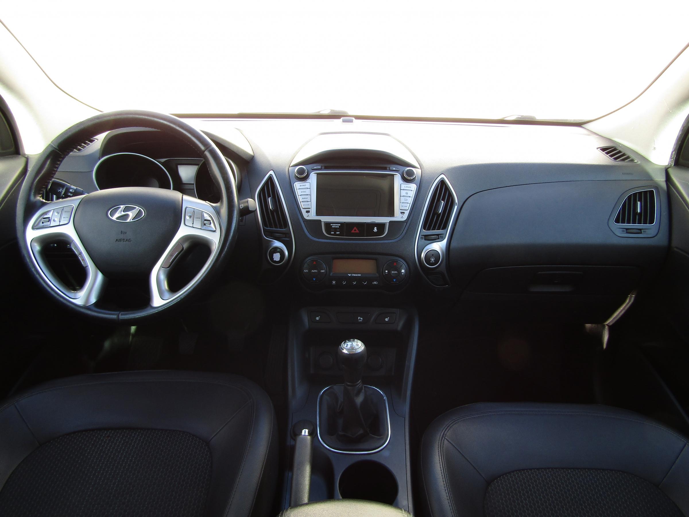 Hyundai ix35, 2010 - pohled č. 9