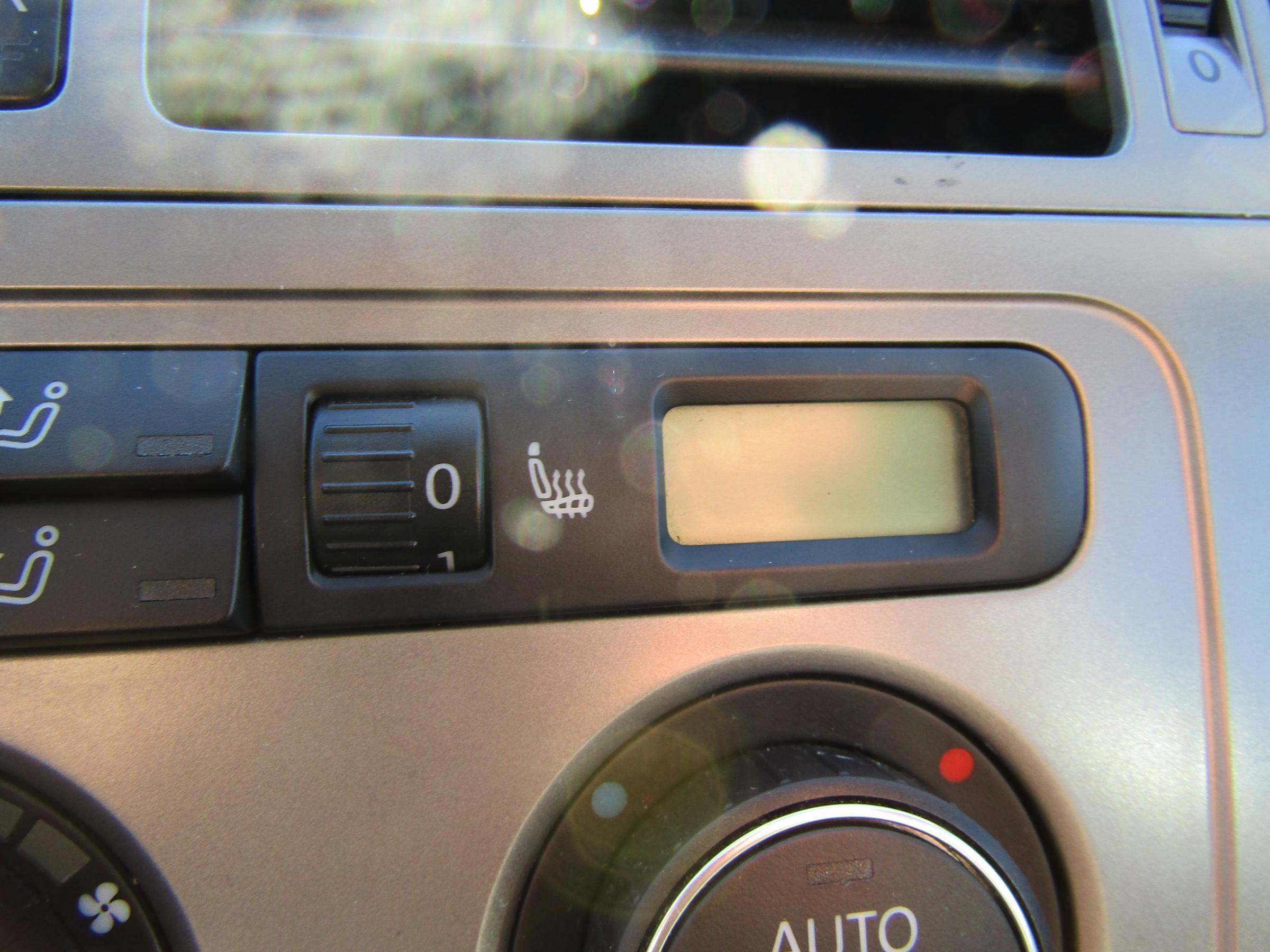 Volkswagen Touran, 2008 - pohled č. 18