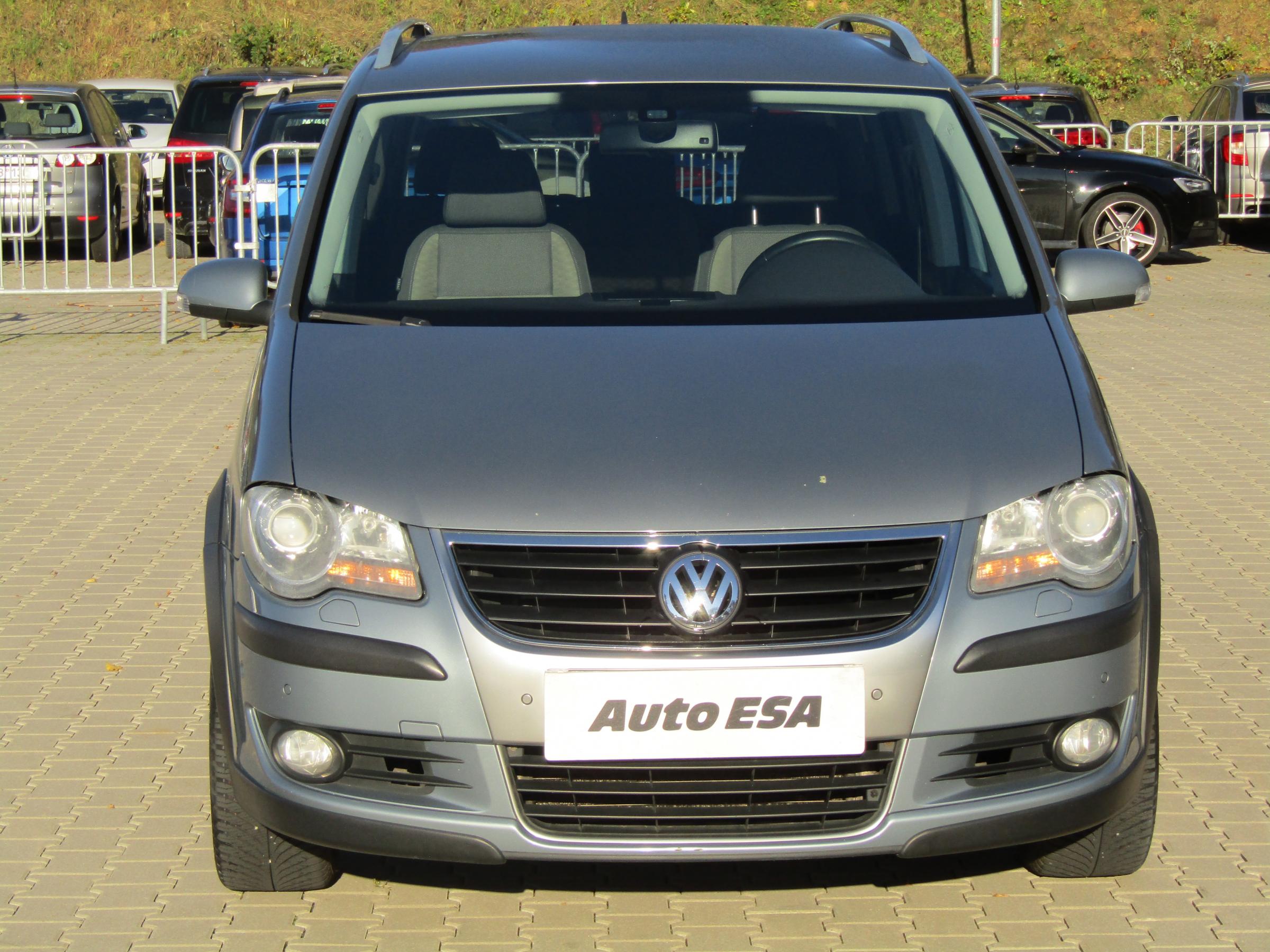 Volkswagen Touran, 2008 - pohled č. 2