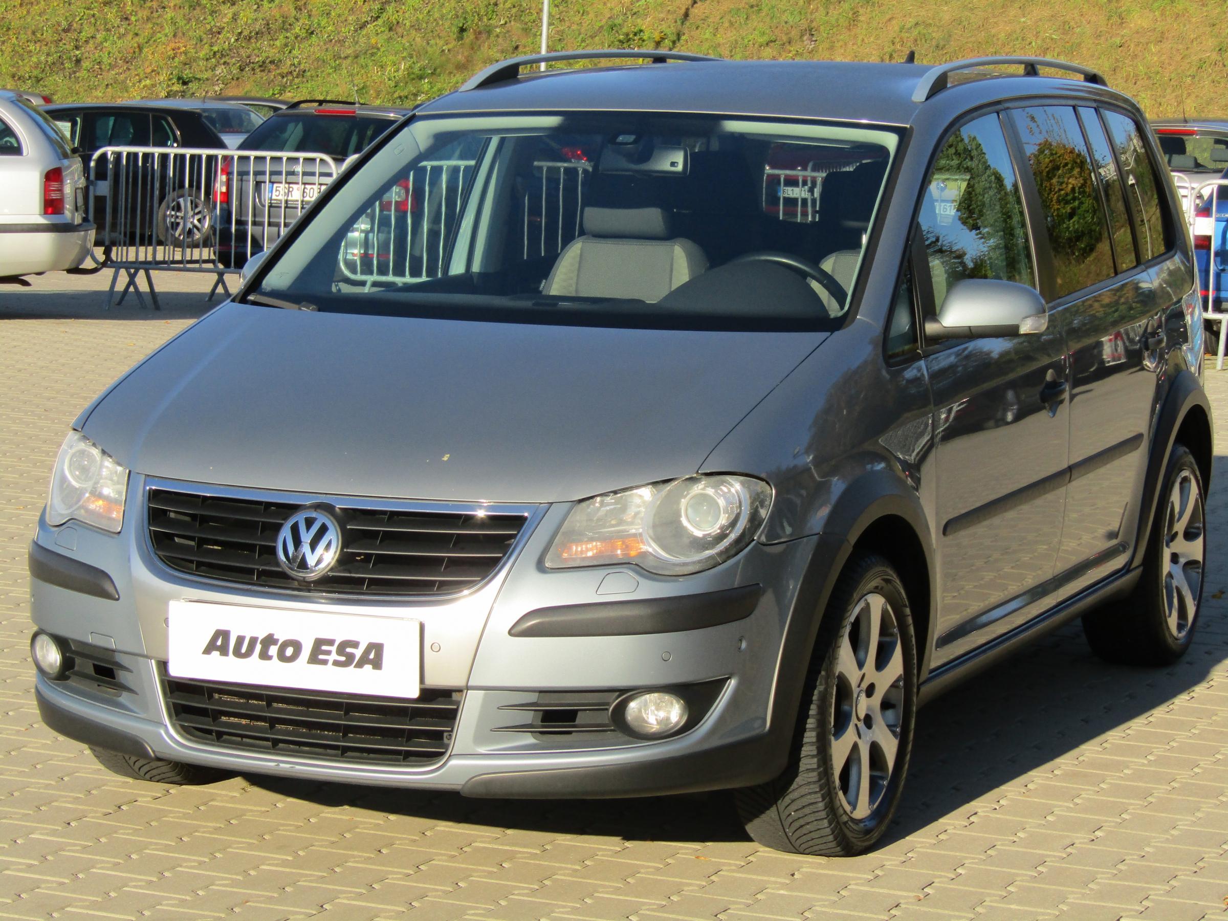 Volkswagen Touran, 2008 - pohled č. 3
