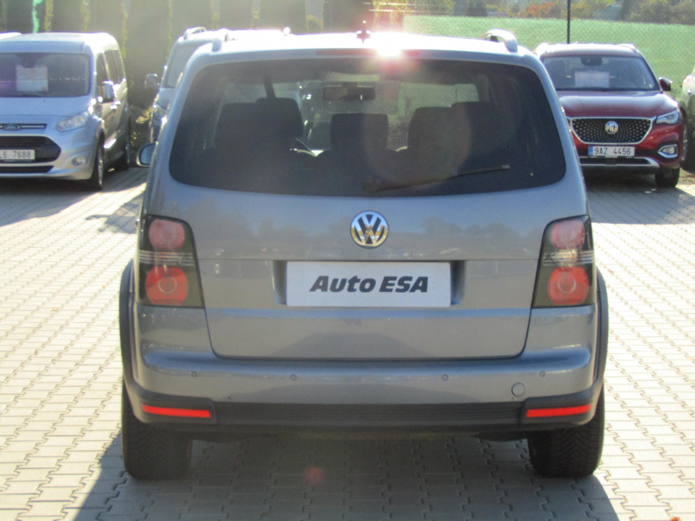 Volkswagen Touran, 2008 - pohled č. 5