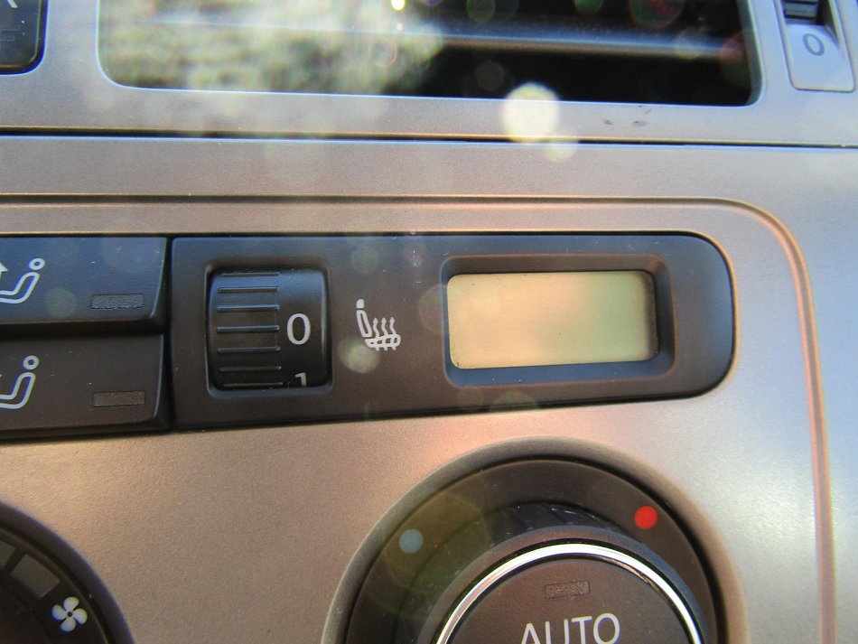 Volkswagen Touran 1.4TSi 