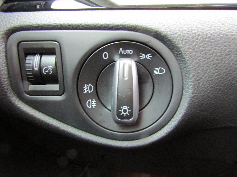 Volkswagen Sharan 2.0 TDi  4x4, 7míst