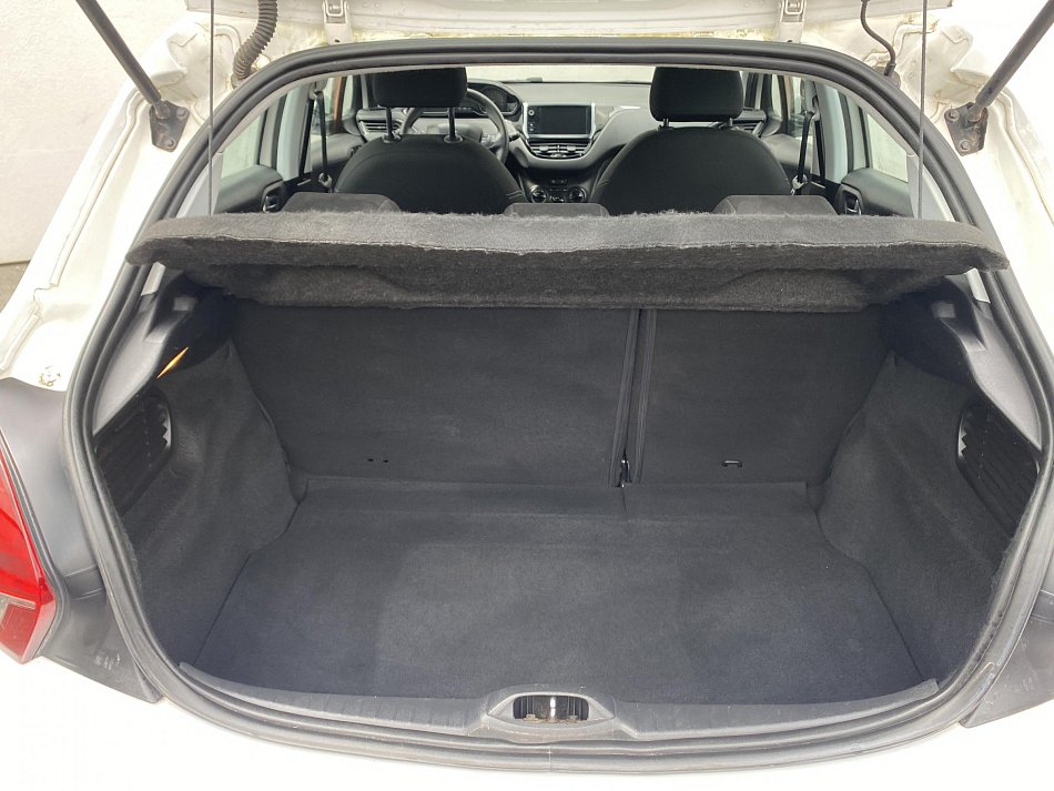 Peugeot 208 1.6HDi Active