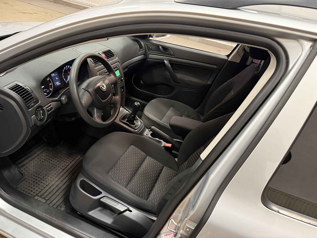 Škoda Octavia II 1.6MPi 
