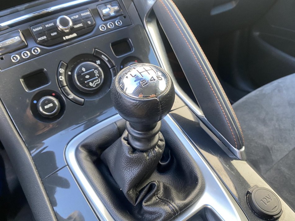 Peugeot 3008 1.2 PT Crossway